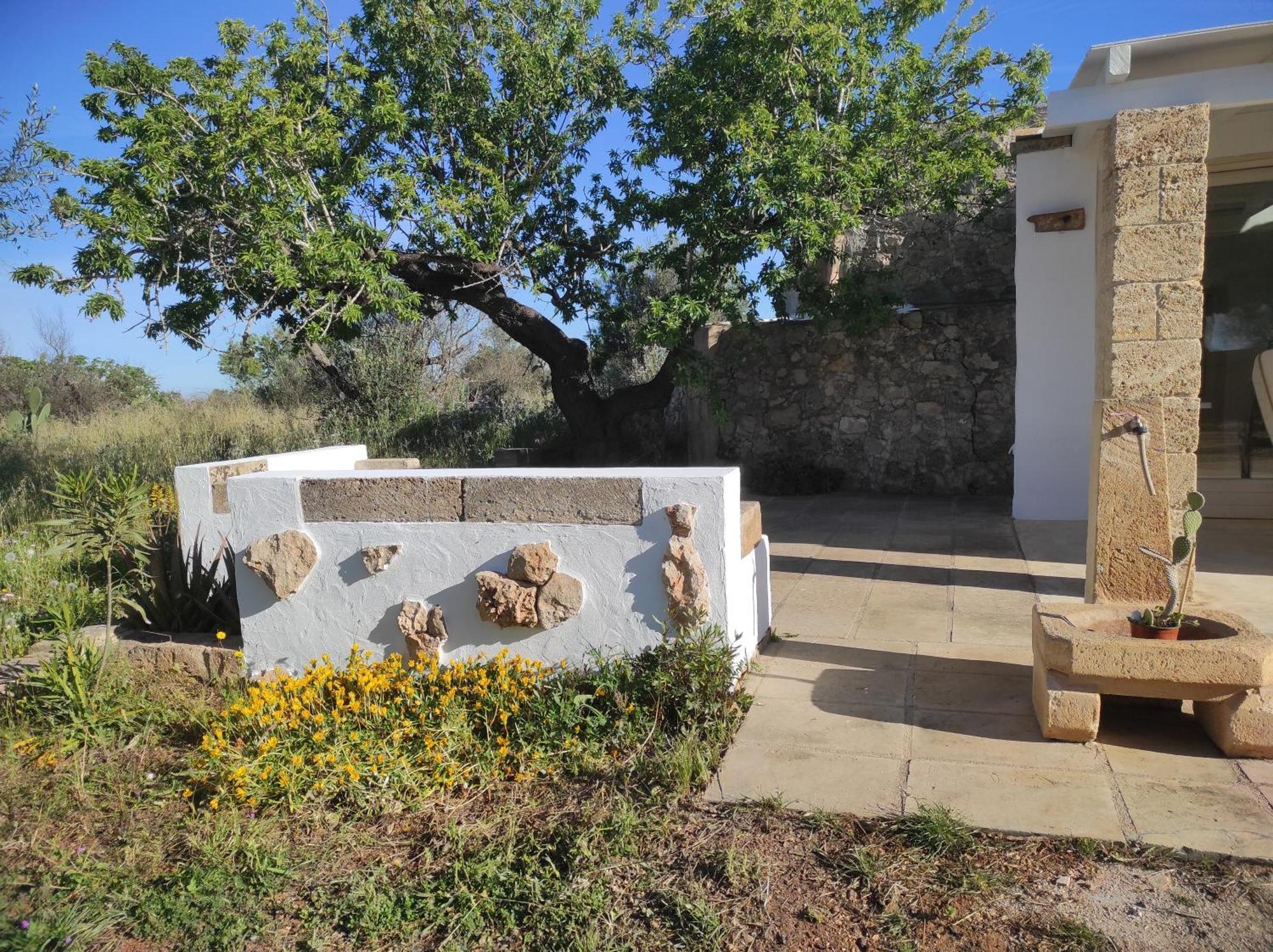 Apartamento Trullo Contrada Specchi Racale Exterior foto